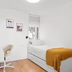 Apartman Stylish With Stunning Views & Parking