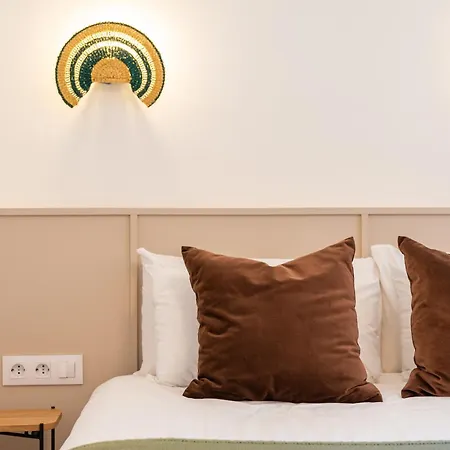 아파트 Stylish With Stunning Views & Parking Radazul