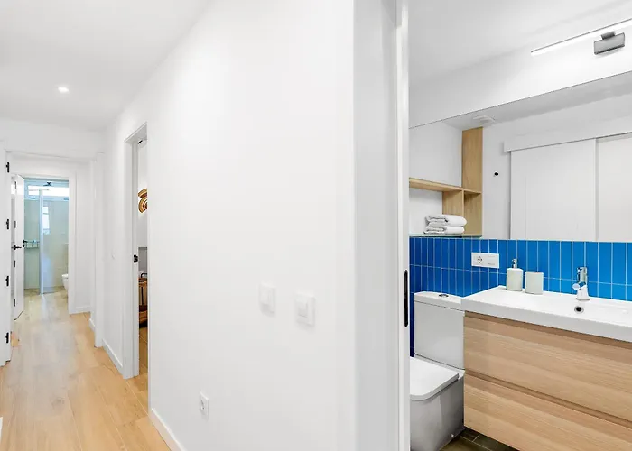 Apartman Stylish With Stunning Views & Parking Radazul