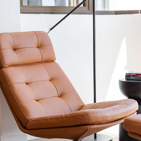 Apartament Stylish With Stunning Views & Parking Radazul